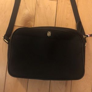 Tommy Hilfiger Crossbody Purse